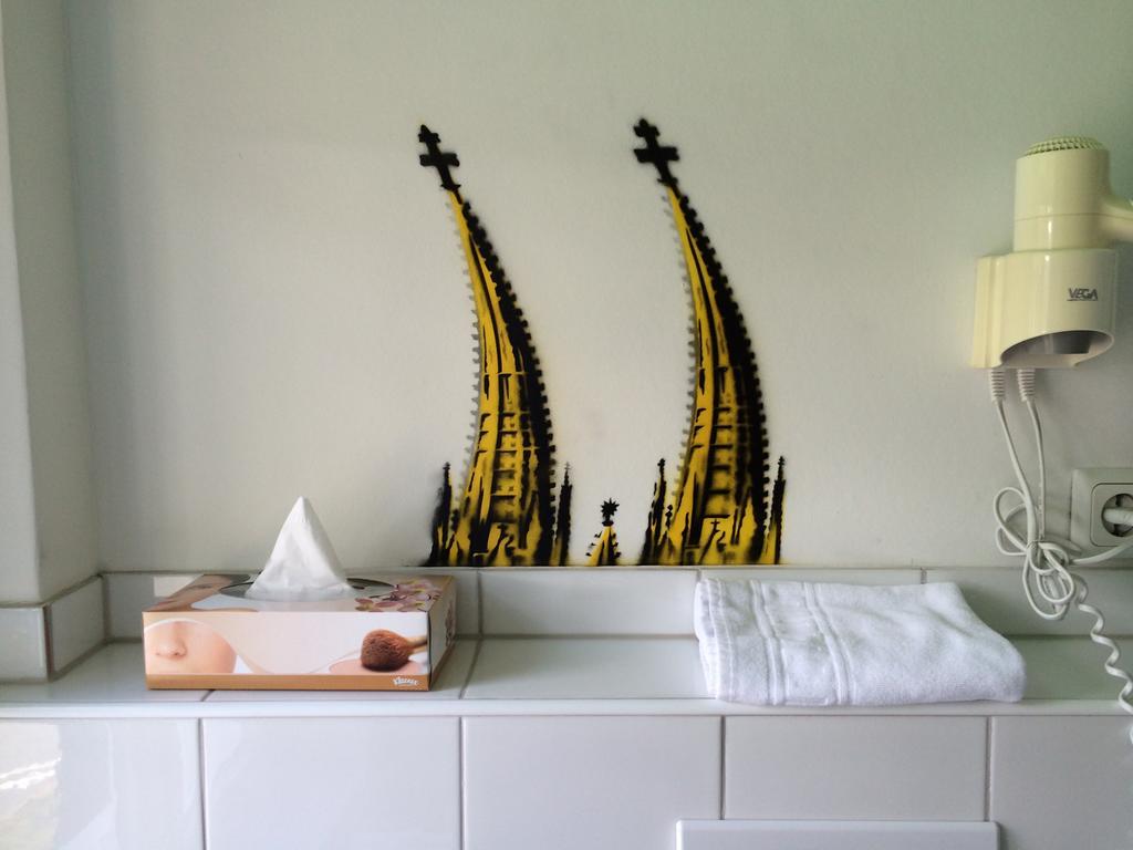 Hotel Artgenossen ลินด์ลาร์ ภายนอก รูปภาพ
