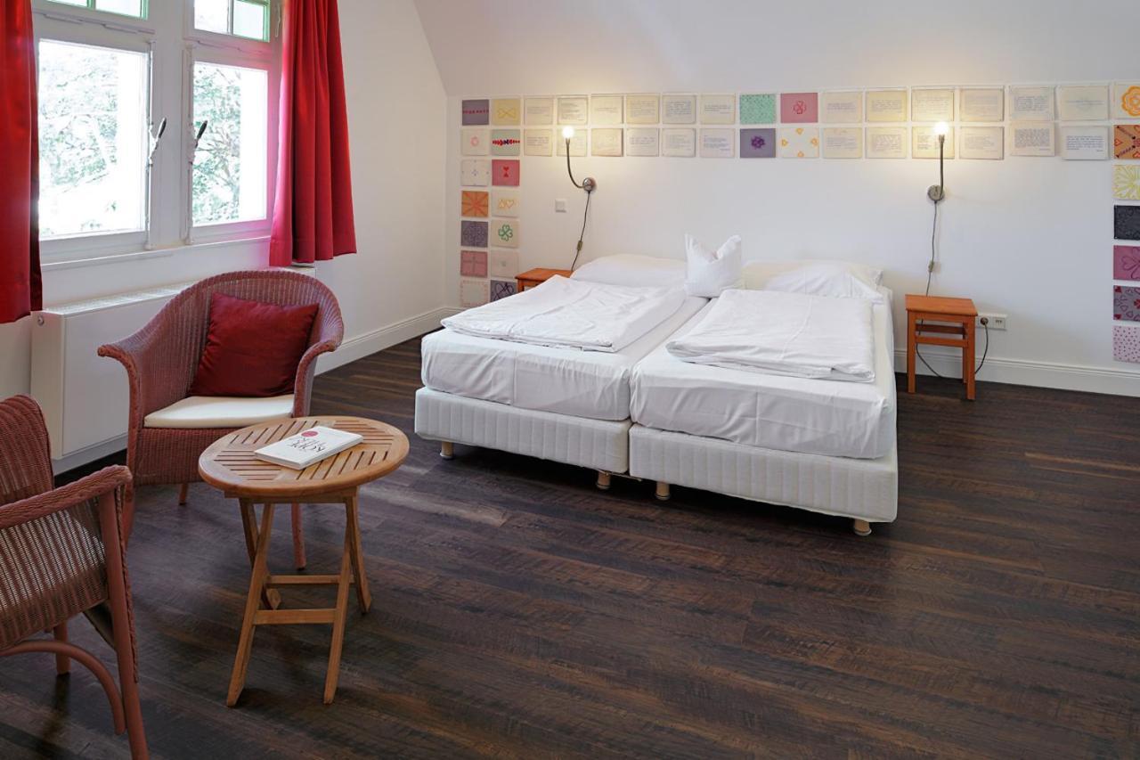 Hotel Artgenossen ลินด์ลาร์ ภายนอก รูปภาพ