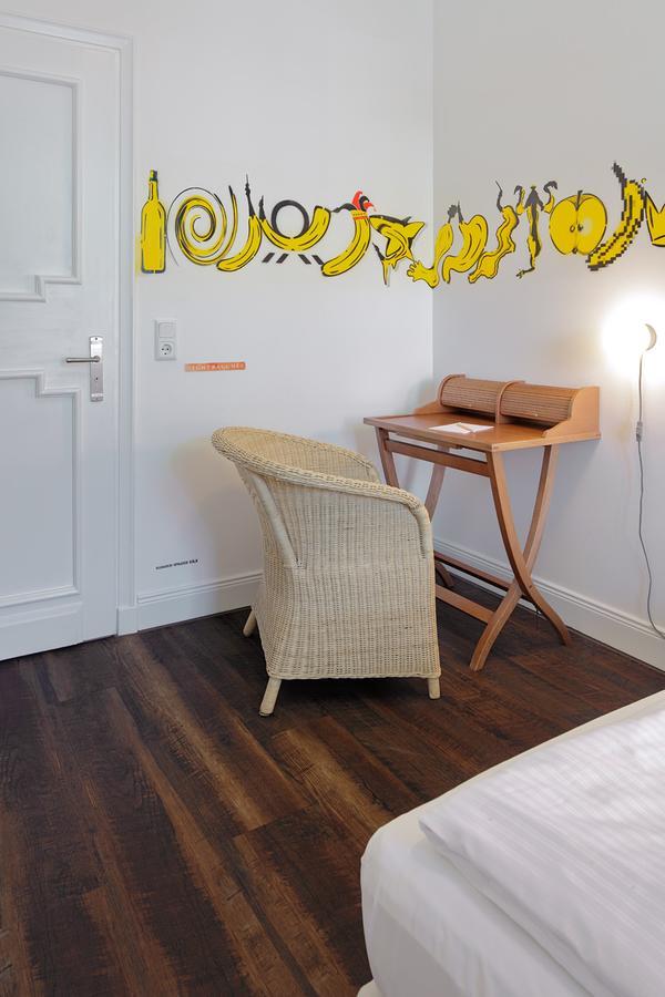 Hotel Artgenossen ลินด์ลาร์ ภายนอก รูปภาพ